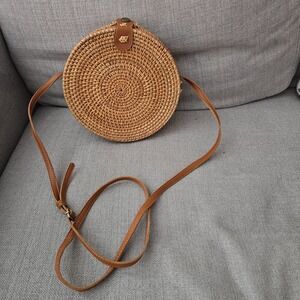 Round‎ Cross Body Purse Hand Bag Wicker Rattan With Leather Strap Fabric Lined